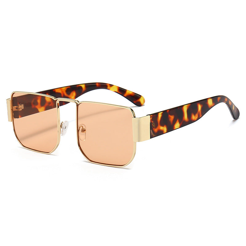 Venta al por mayor Gafas de sol para mujer con marco cuadrado PC
